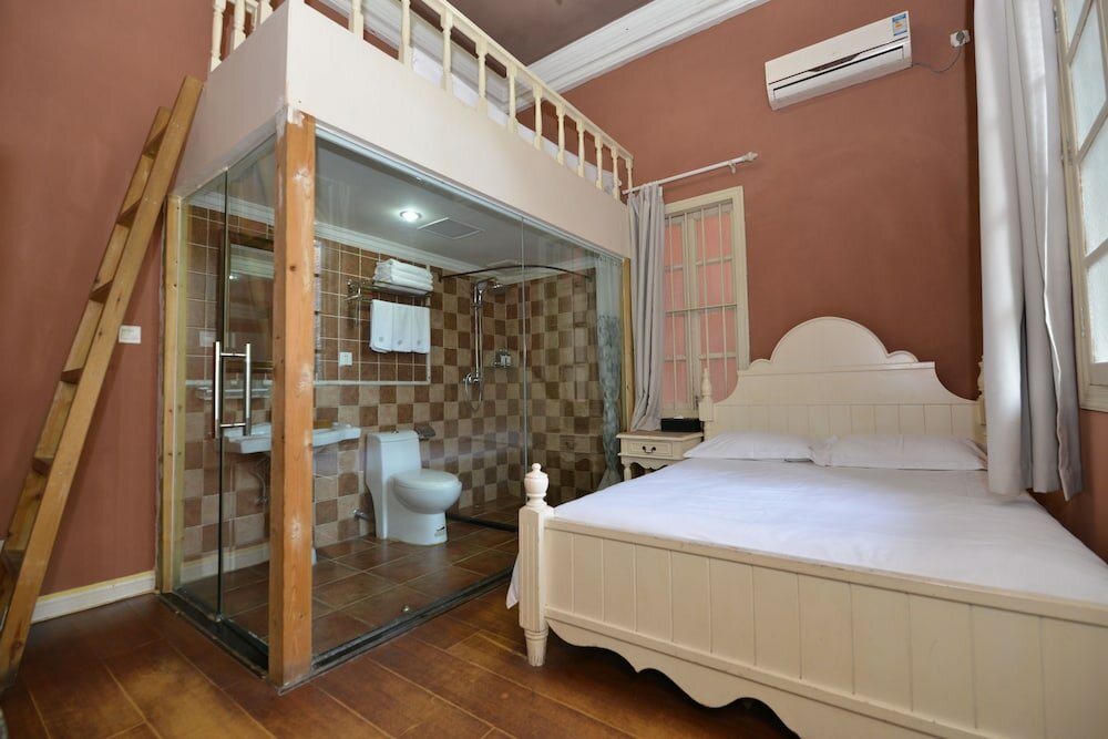 Фото Little White House Xiamen Gulangyu