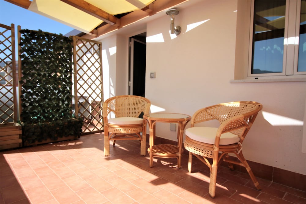 Фото B&b La Rosatea