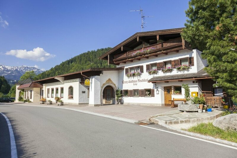 Гостиница Hotel Neuhäusl Berchtesgaden