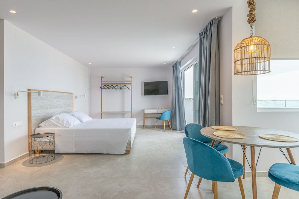 Фото Eva Apartments