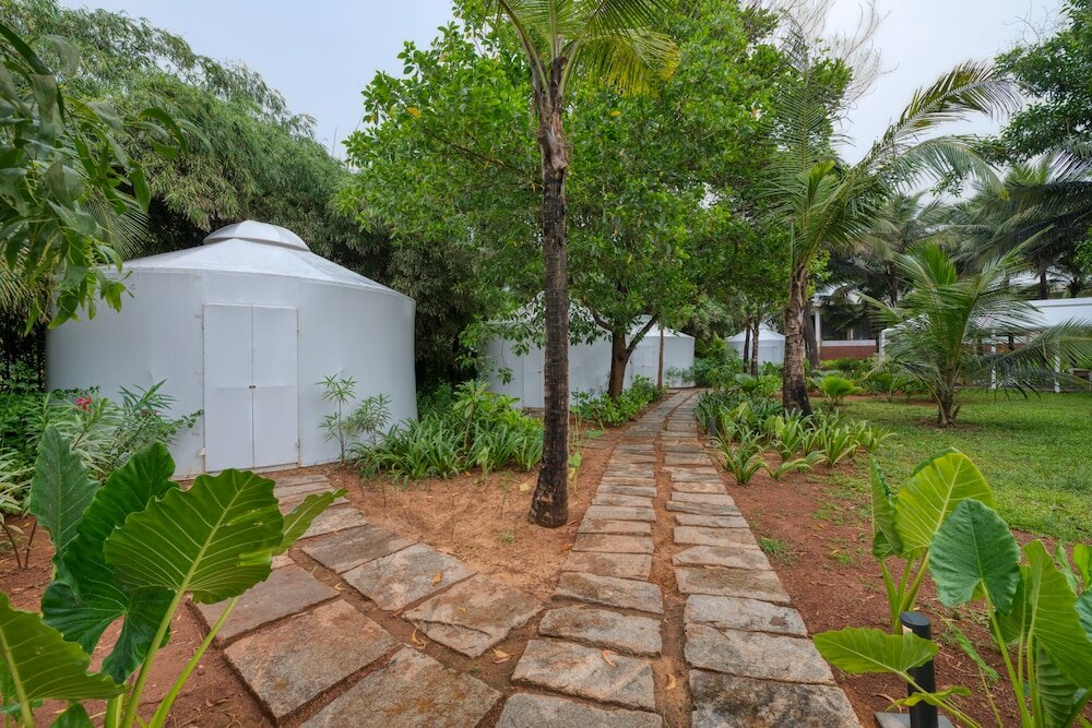 Фото Azaya Beach Resort Goa