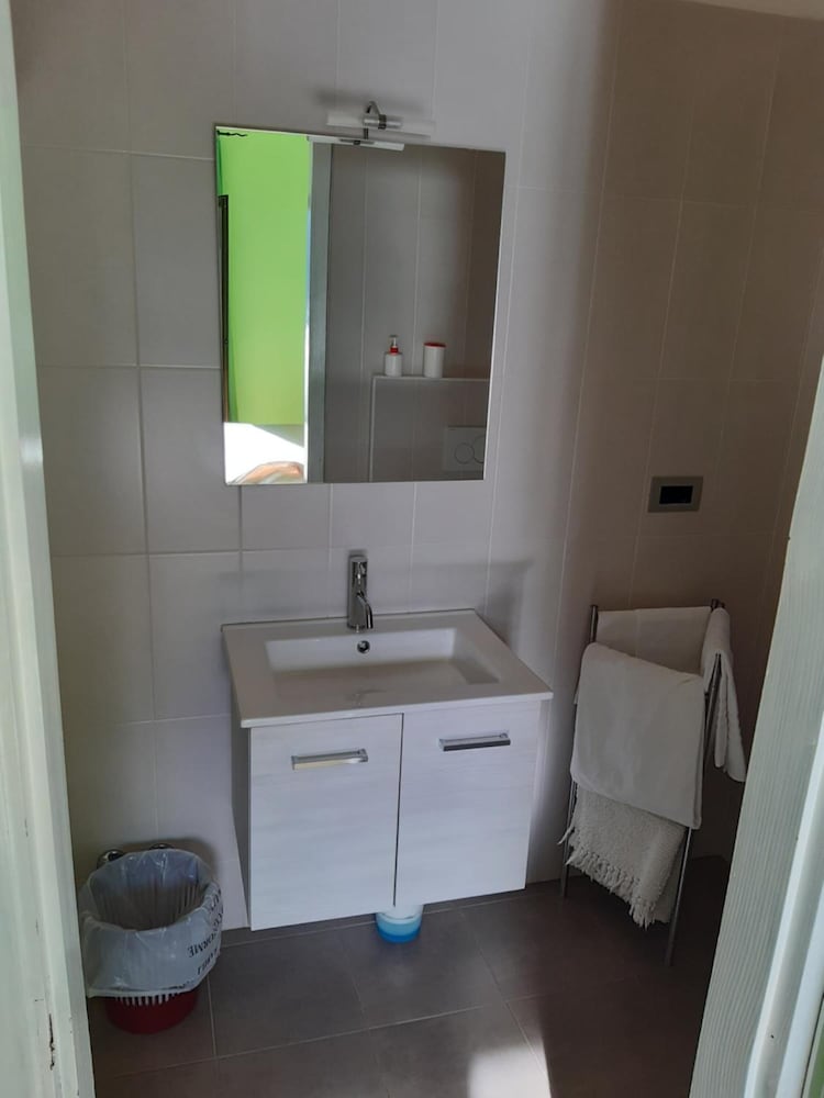 Фото Battle of Britain Hotel