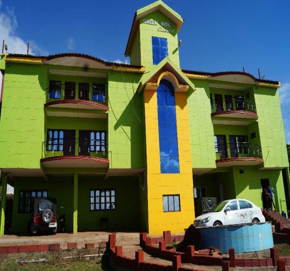 Фото отеля 1