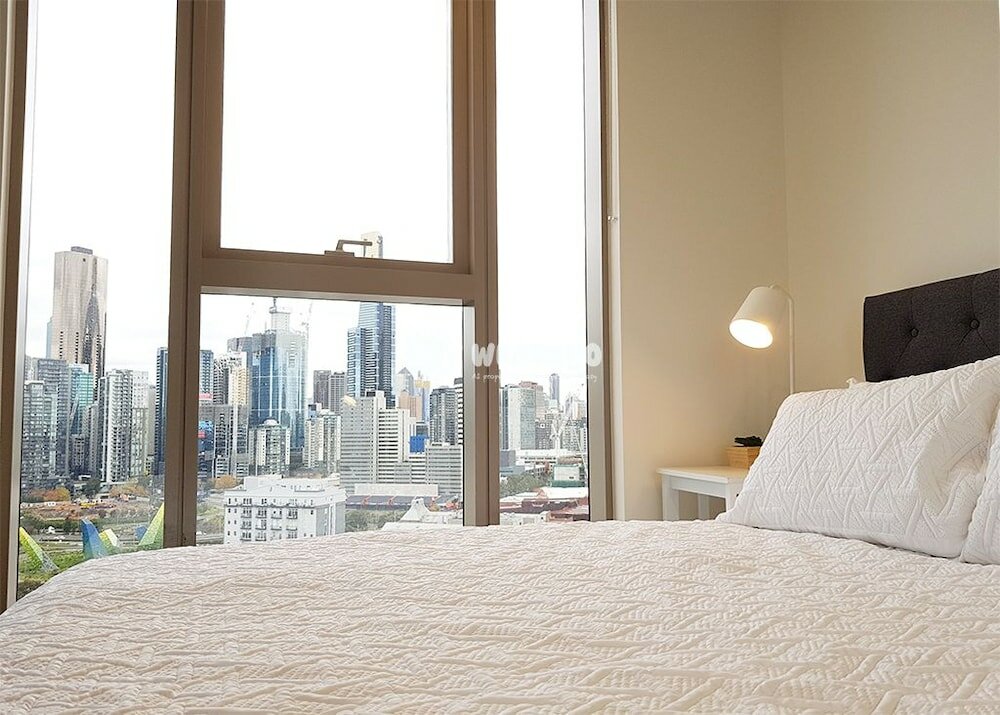 Фото Modern Living in Southbank Apartments