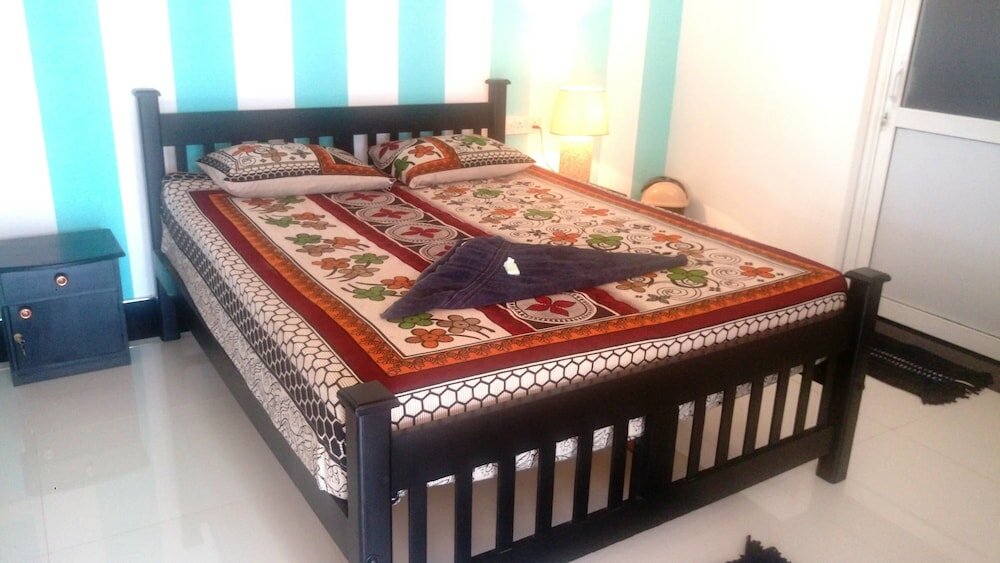 Фото Layathraa Lake View Resort