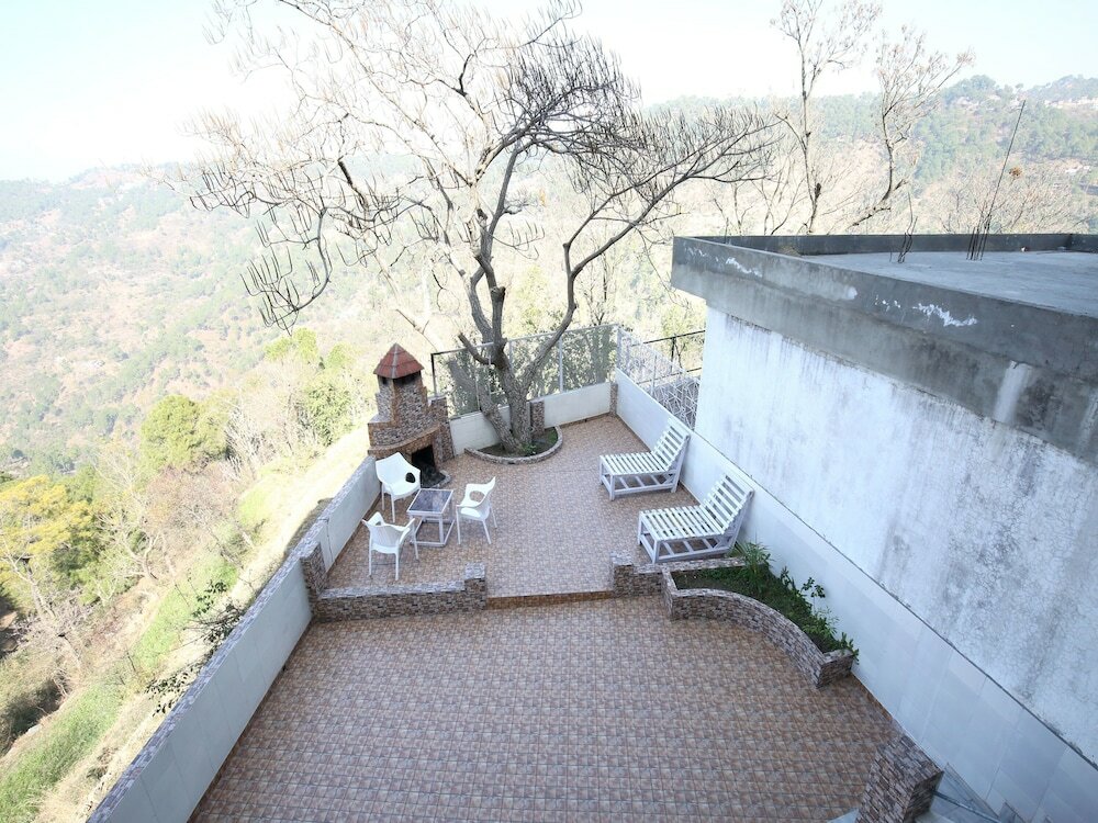Фото Oyo 12170 Home Rustic Villa Kasauli