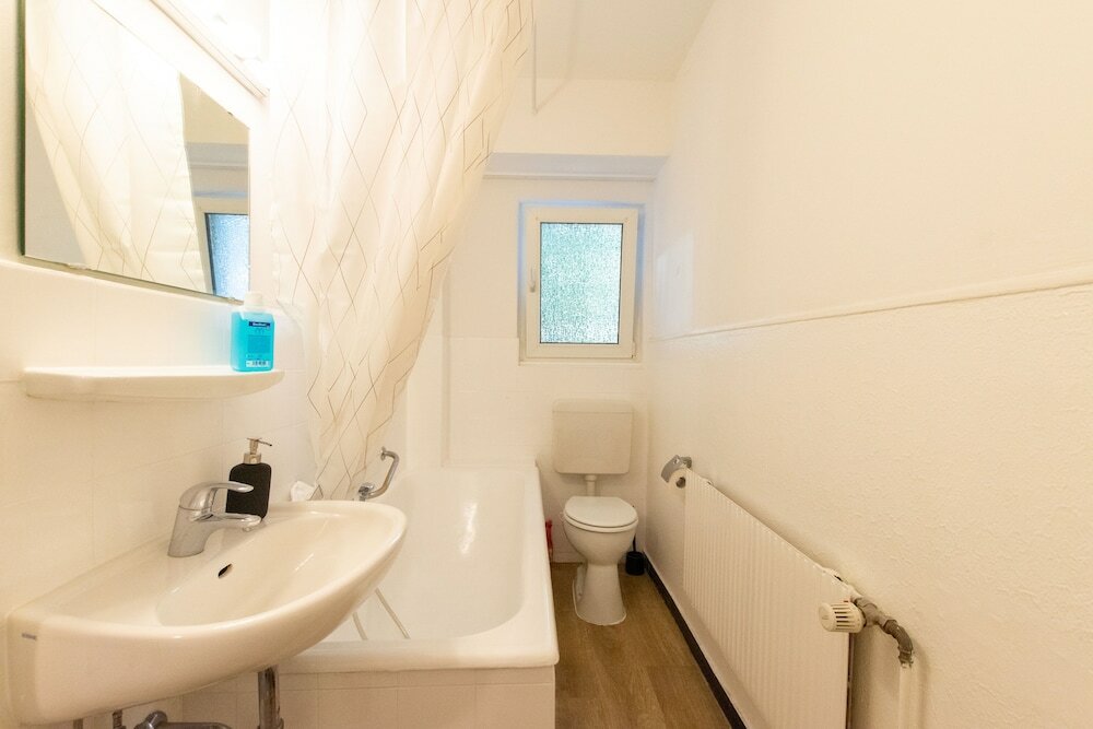 Фото Comfortable Large Center Apartment