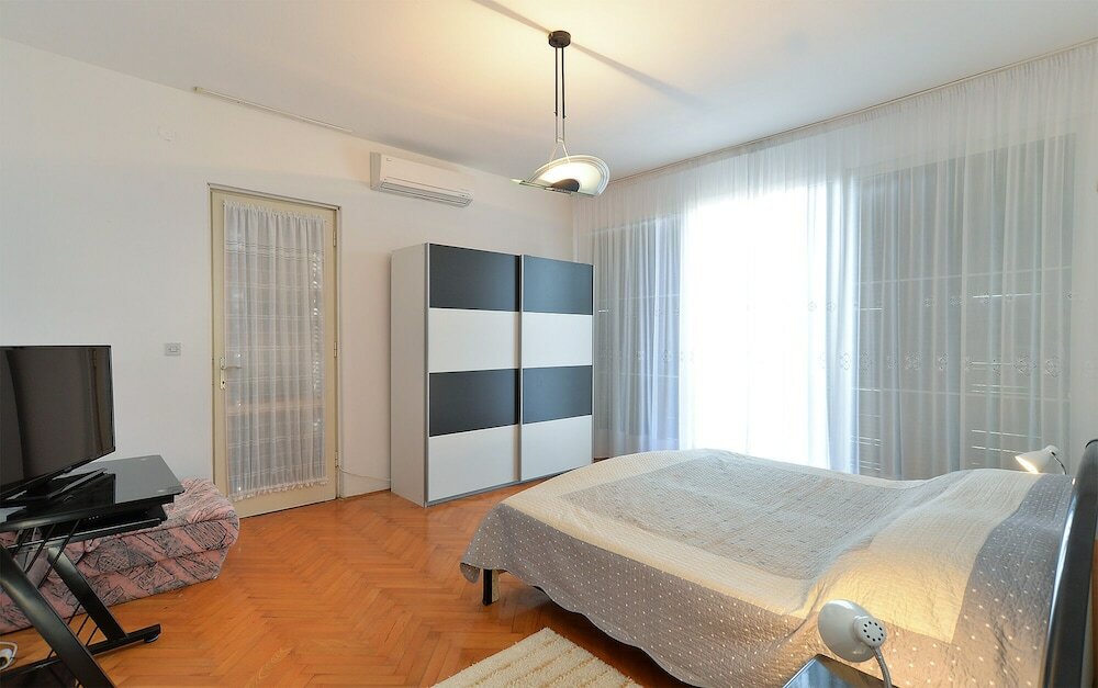 Фото Apartments Jadranka 612