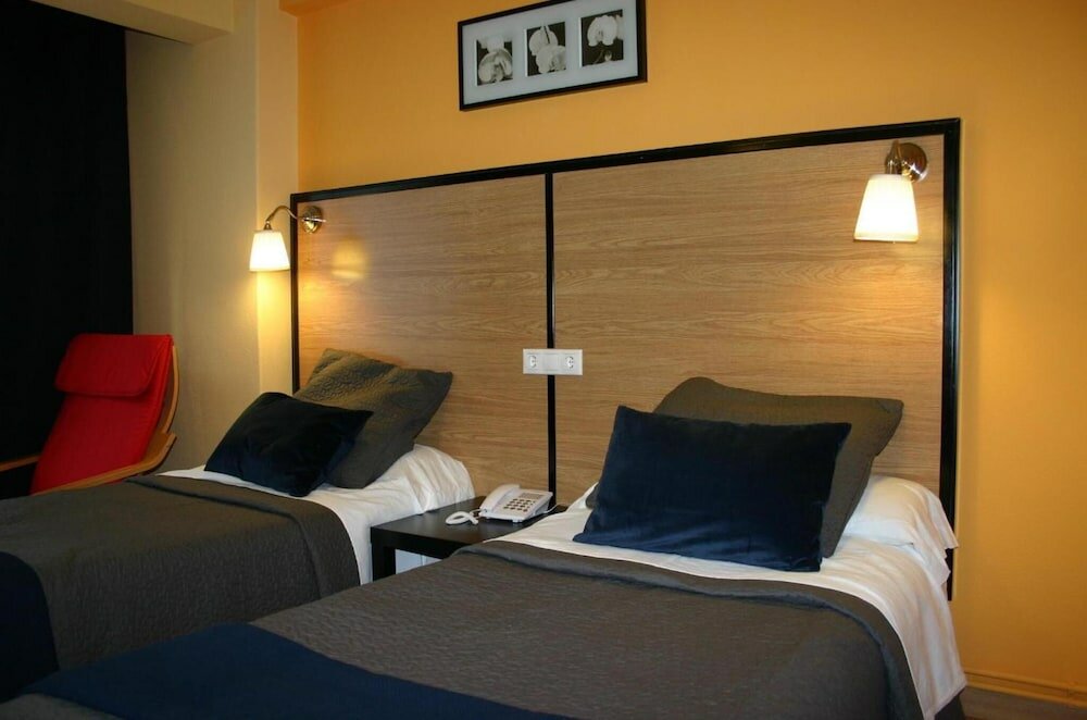 Фото Hostal Mara