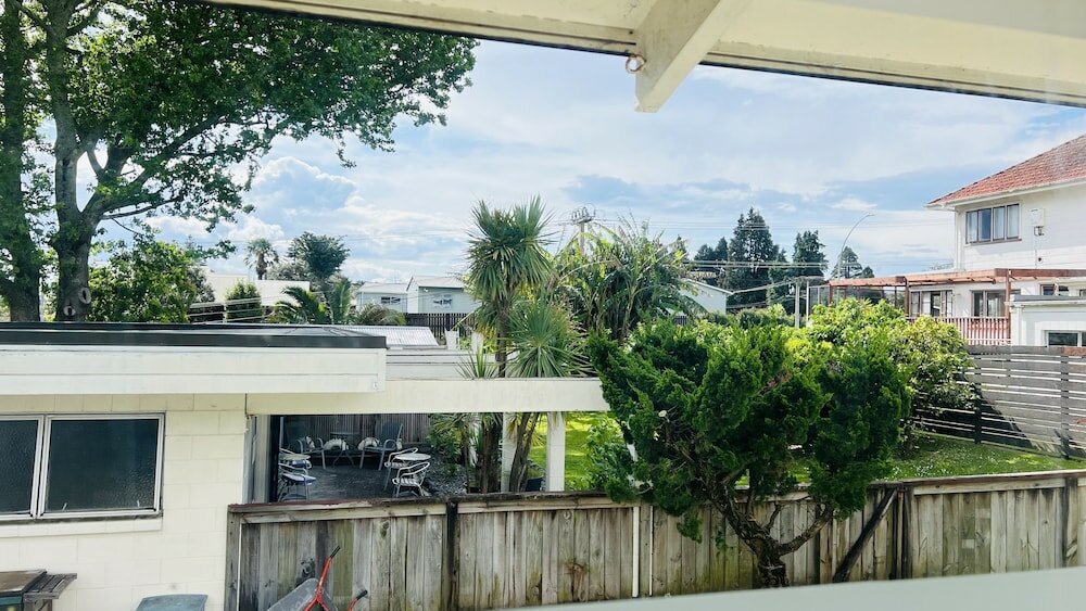 Фото 18th Avenue Thermal Motel