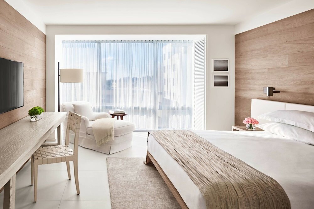 Фото The Miami Beach Edition