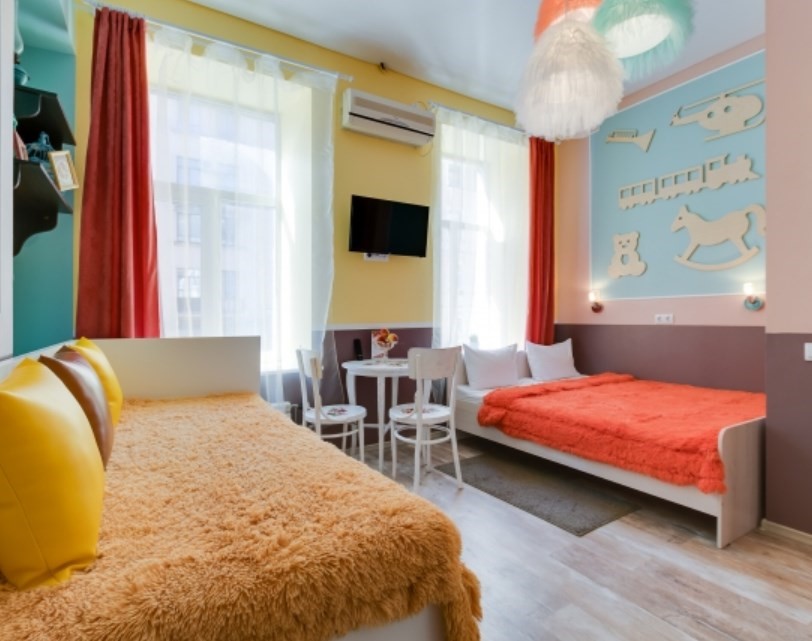 Фото Современник