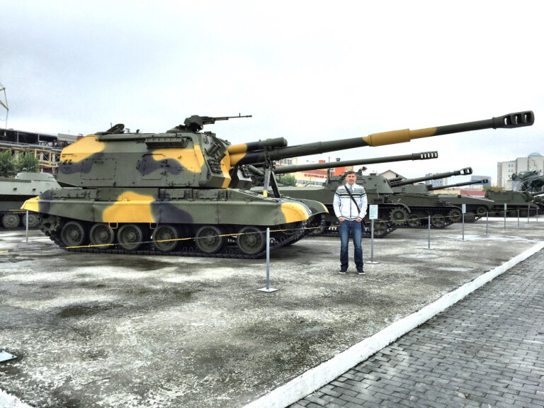 Monument to technology 152-мм самоходная гаубица 2С19 Мста-С образца 1989 года, Verhnyaya Pyshma, photo