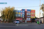 Мир окон (Rozy Lyuksemeburg Street, 40), windows