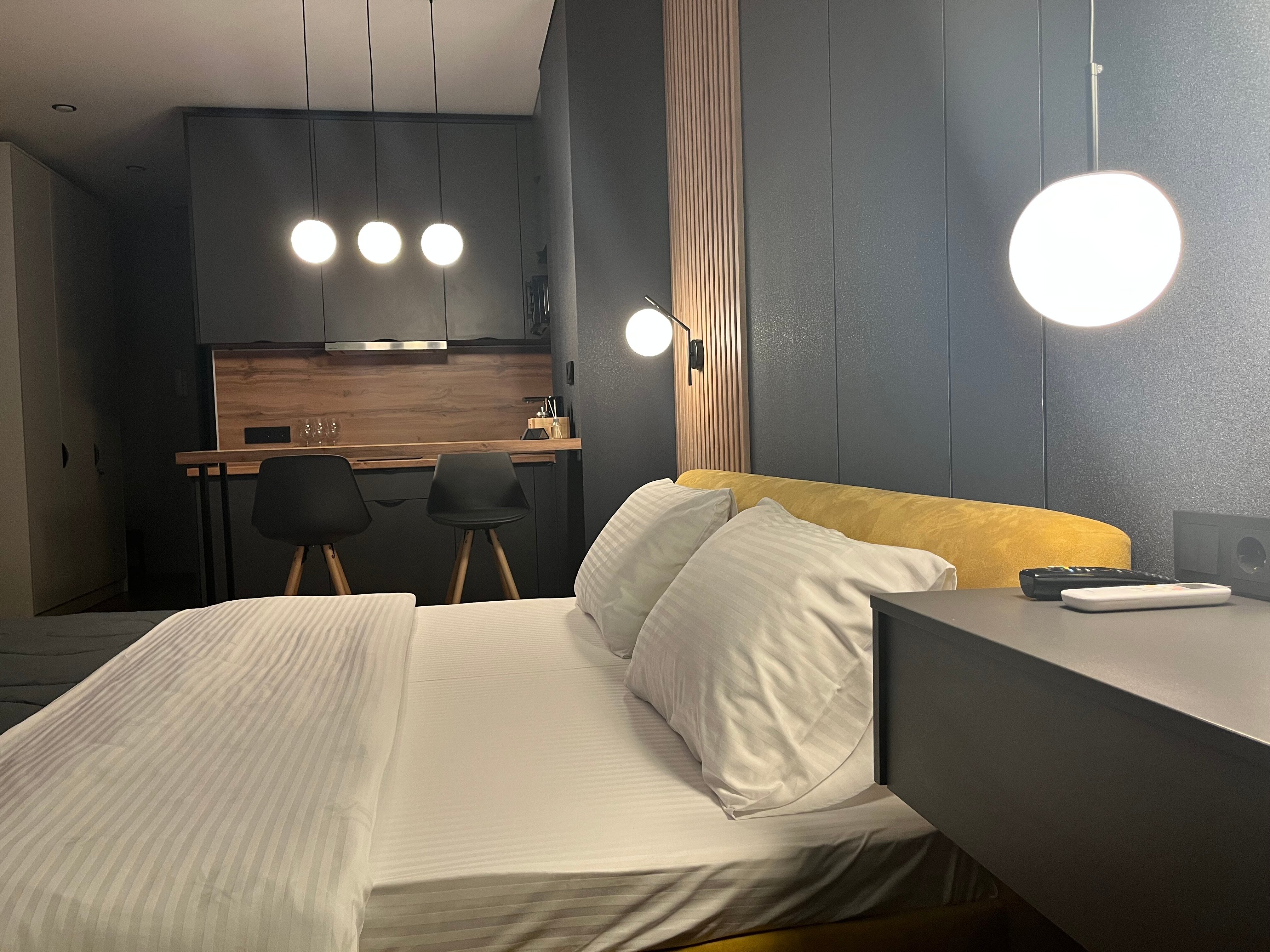 Фото Авторские Апартаменты на улице Ларина 45 СТР. 6