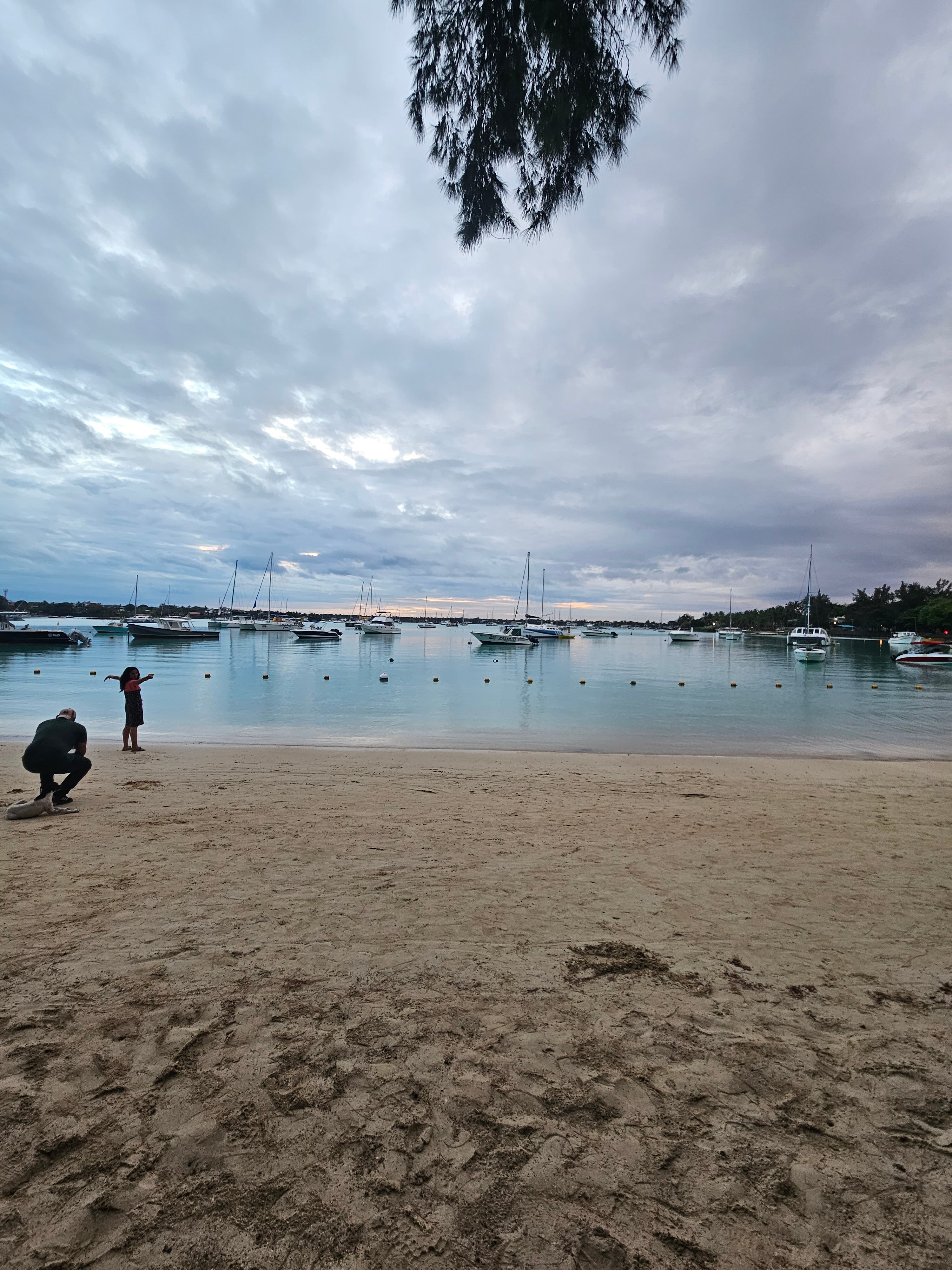Фото Mon Choisy Beach R.