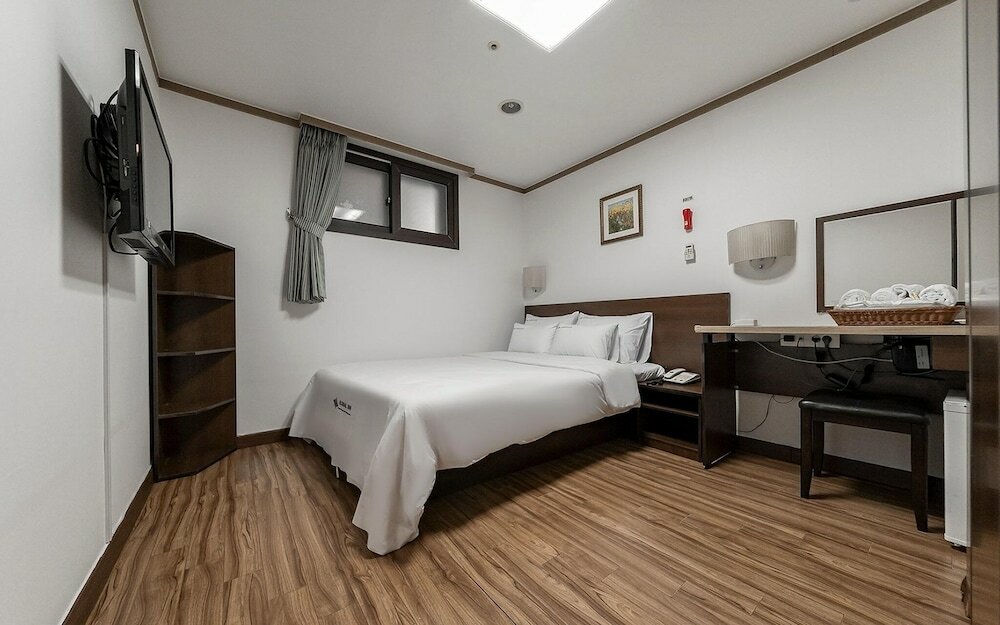 Фото Jongno City Days Inn Hotel