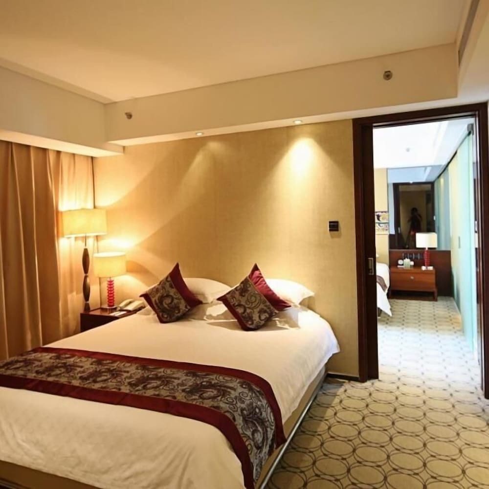 Фото Nanjing Rsun Hotel