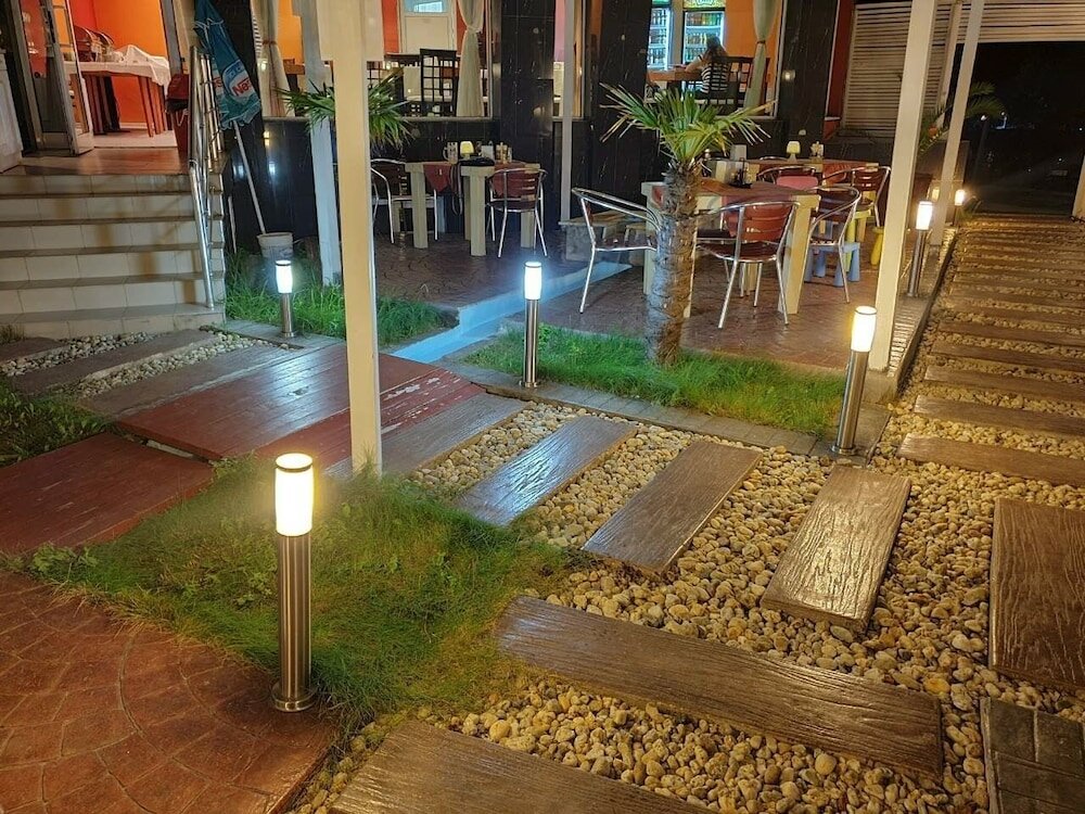 Фото Family Hotel Sunday