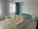 Победа (Pobedy Avenue, 100), short-term housing rental