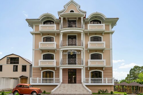 Гостиница Грейс Фаорс в Гудауте