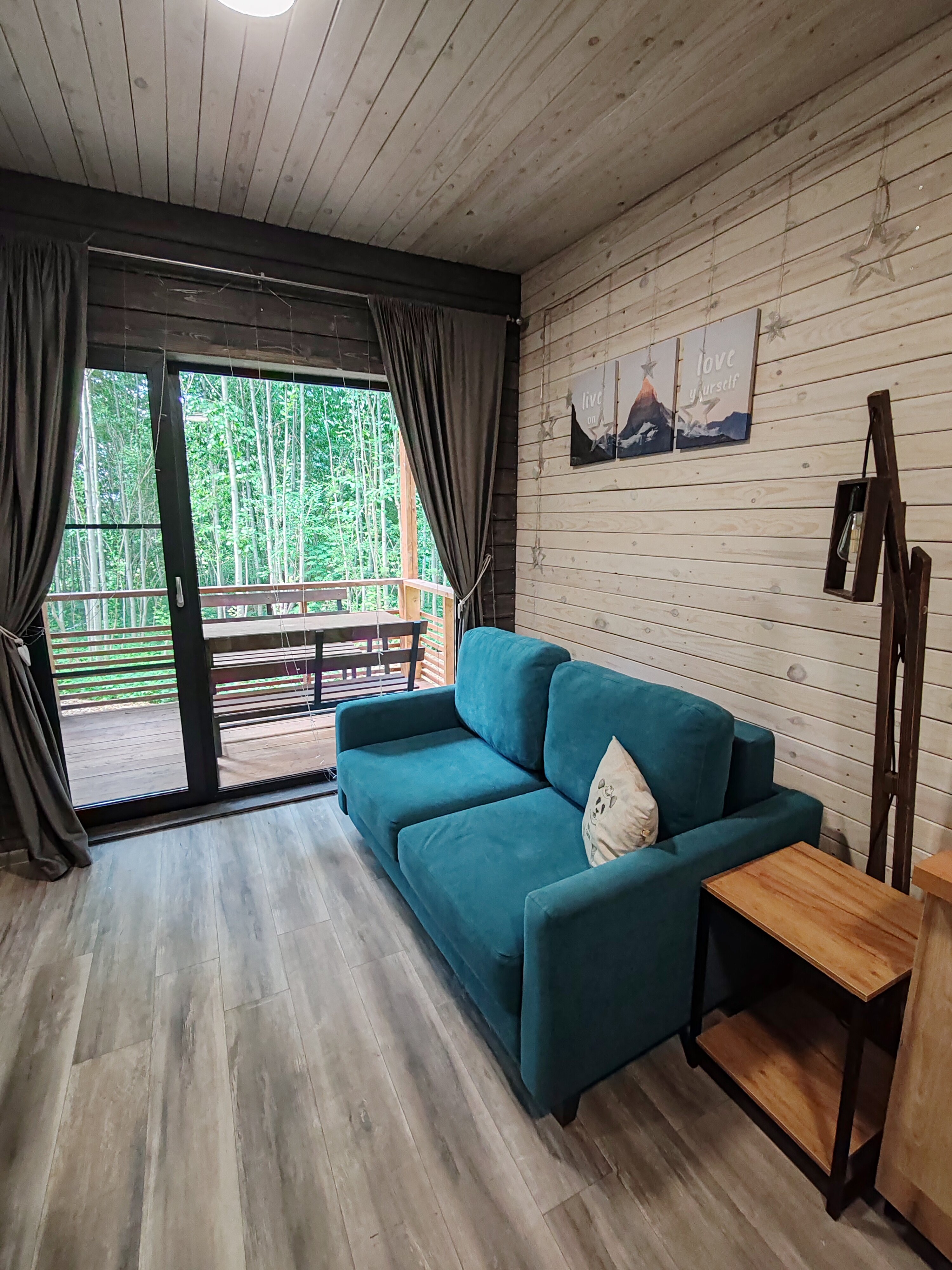 Фото Мишка на прудах