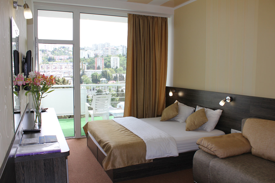 Фото Ялта – круглый год