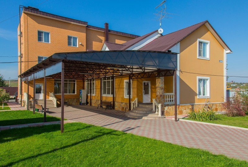 Фото отеля 2