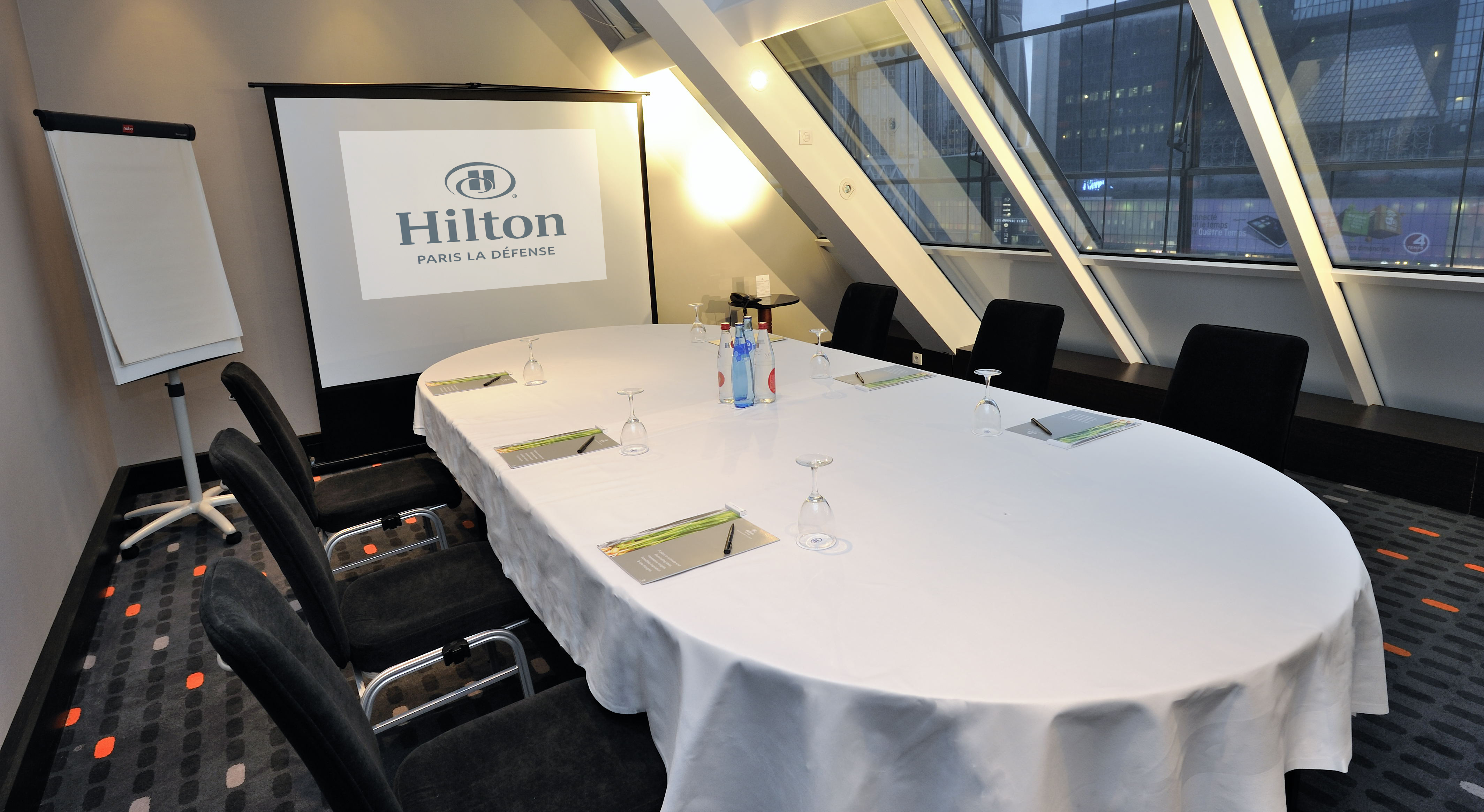 Фото Hilton Paris La Defense