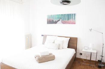 Фото Alessia's Flat - Naviglio Grande