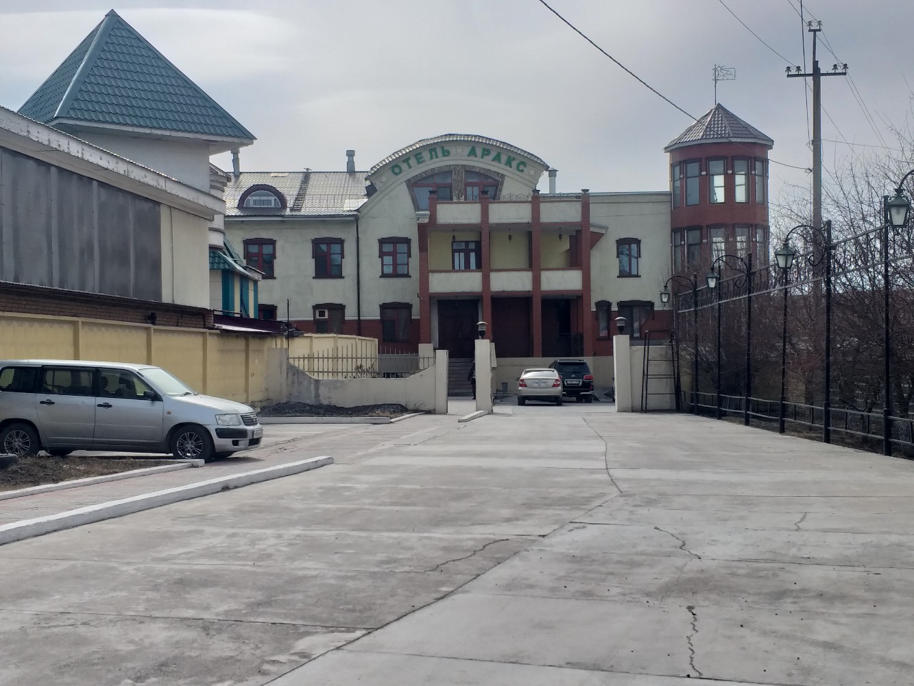 Фото отеля 2