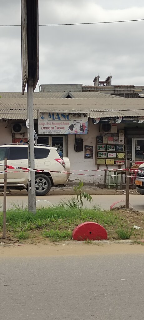 Laundry Mano Pressing, Douala, photo
