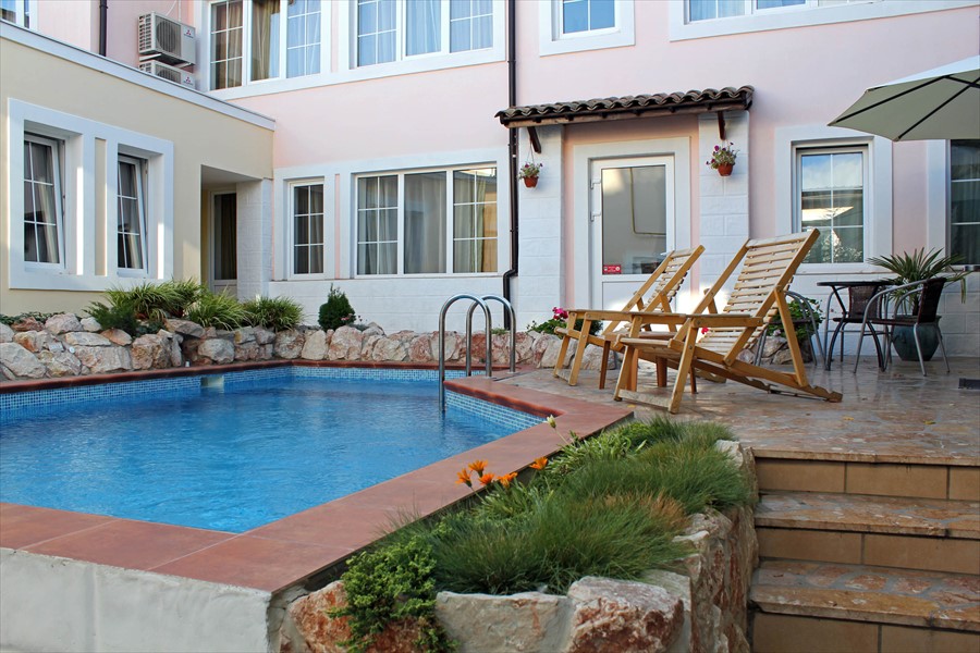 Фото отеля 1