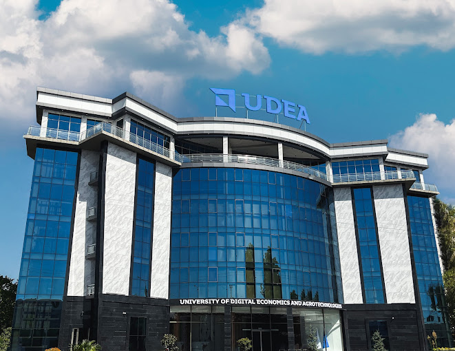 Men eshak rus porno dialoglar uni istayman