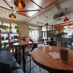 Food Zone (ulitsa Maksima Gorkogo, 102/141), cafe