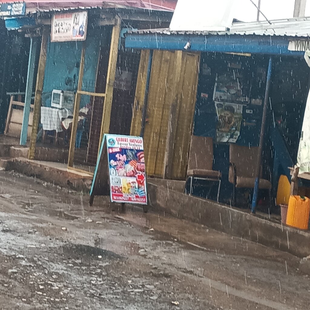 Motorcycle spare parts Akufo Addo Motora, Earth, photo