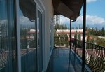 Курортный Отель Гринцовский (посёлок городского типа Ливадия, Виноградная улица, 22А), hotel