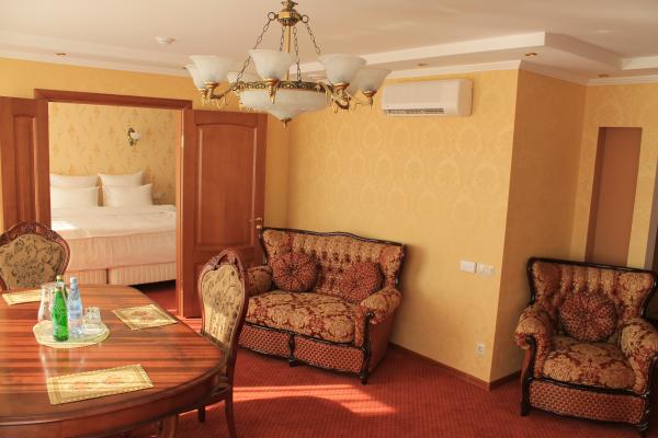 Фото отеля 2