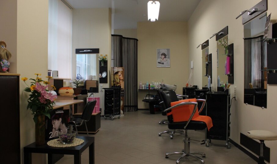 vip-salon-dosuga-tolyatti-devushki-igrayut-so-svoimi-vaginami-video