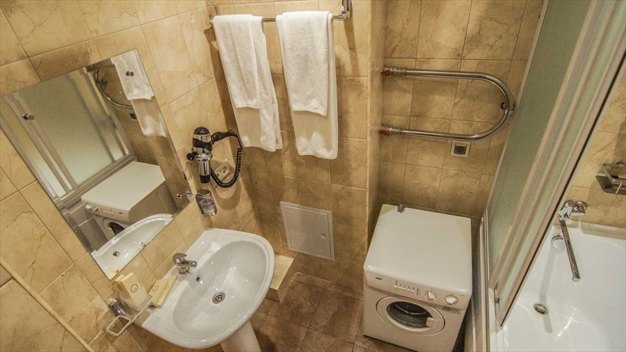 Фото Дегас Лайт