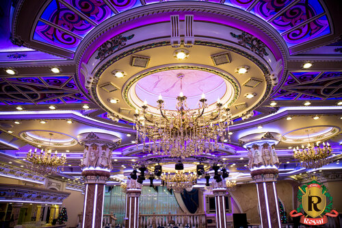Royal restaurant discount