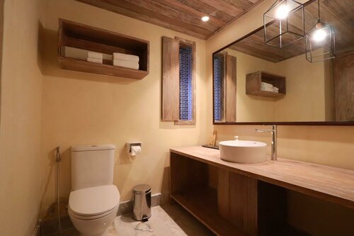 Внешний вид отеля Dinso Resort & Villas Phuket в Патонге, фото 4