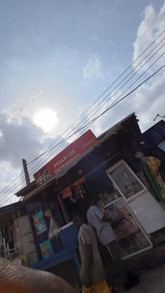 Supermarket Psalm 123 enterprise, Accra, photo