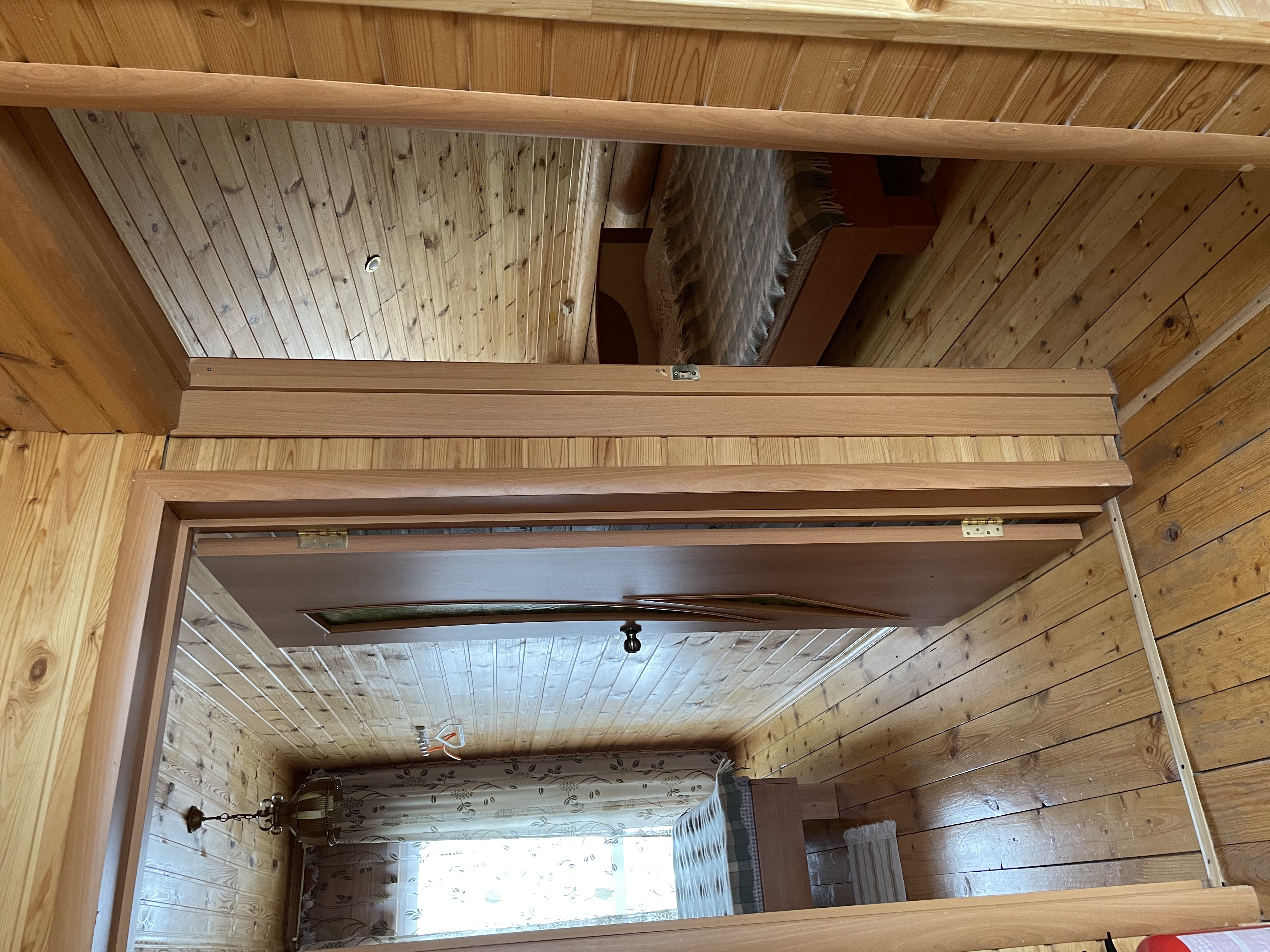 Фото Теремок в горах