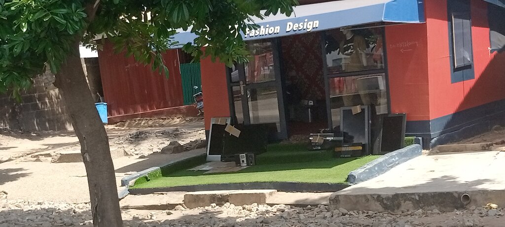 Fashion house Dk fashion design, Accra, photo