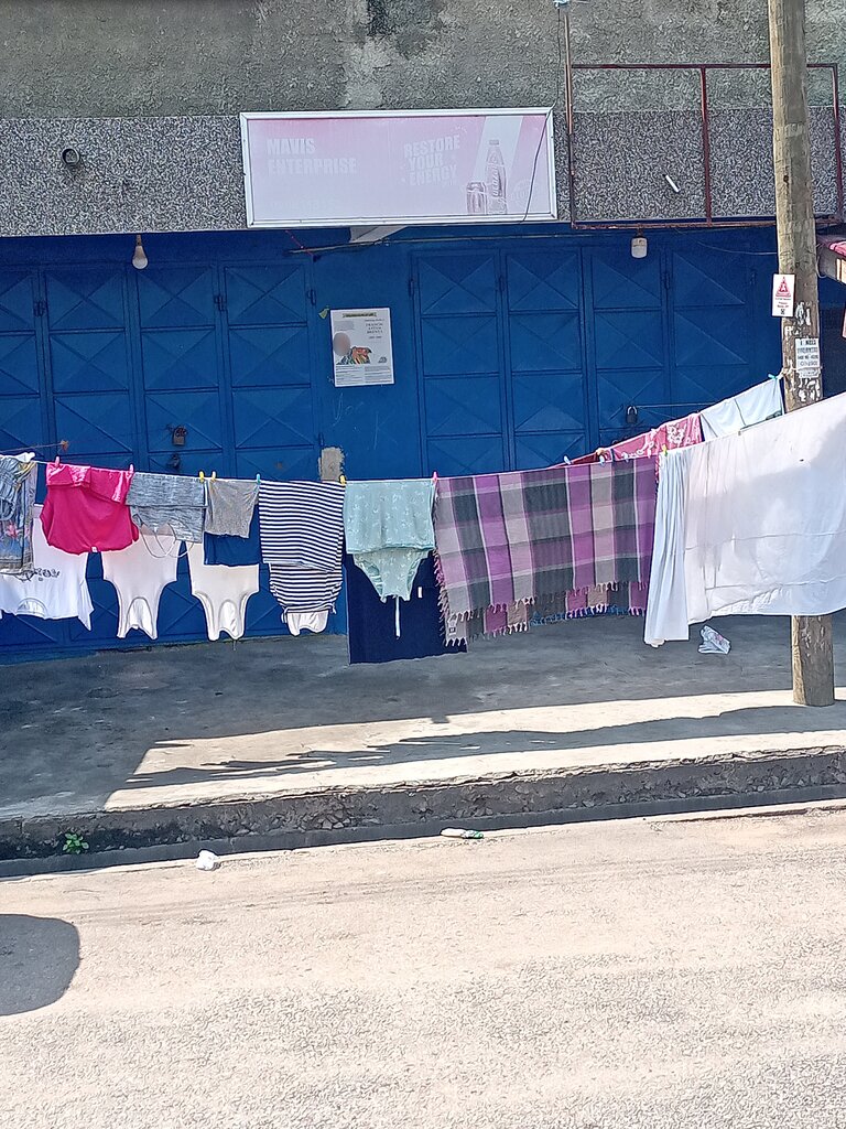 Non-alcoholic beverages Mavis enterprise, Accra, photo