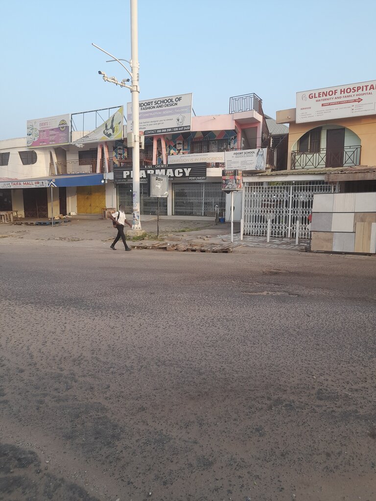 Courses and master classes Fidort school of fashion & design, Earth, photo