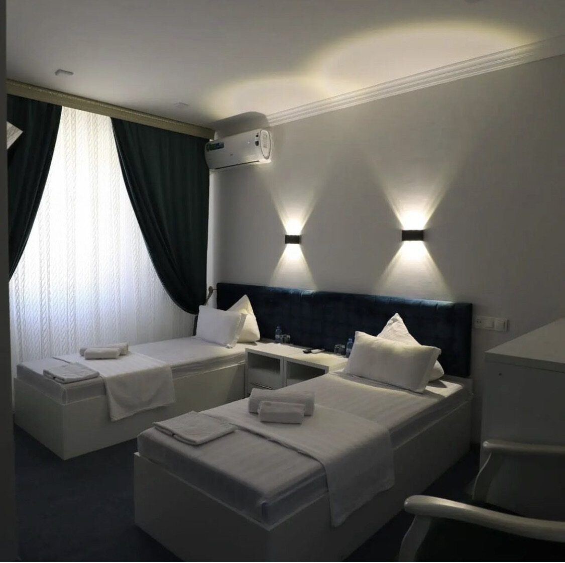 Фото Sharq Hotel