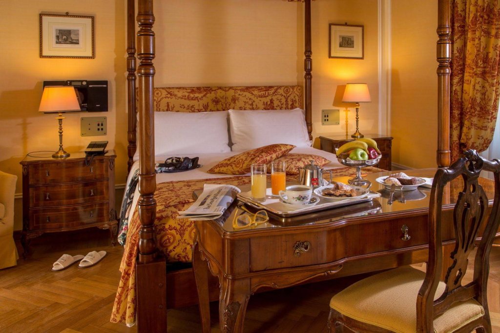 Фото Hotel Canada, Bw Premier Collection