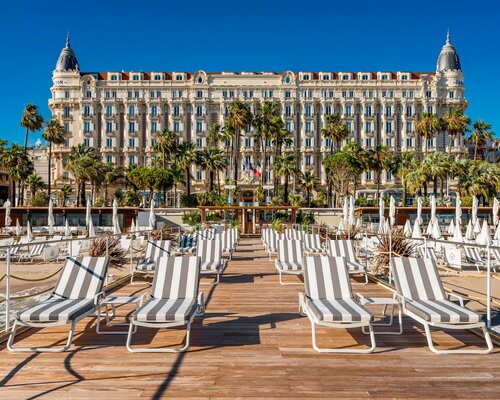 Гостиница Carlton Cannes в Каннах
